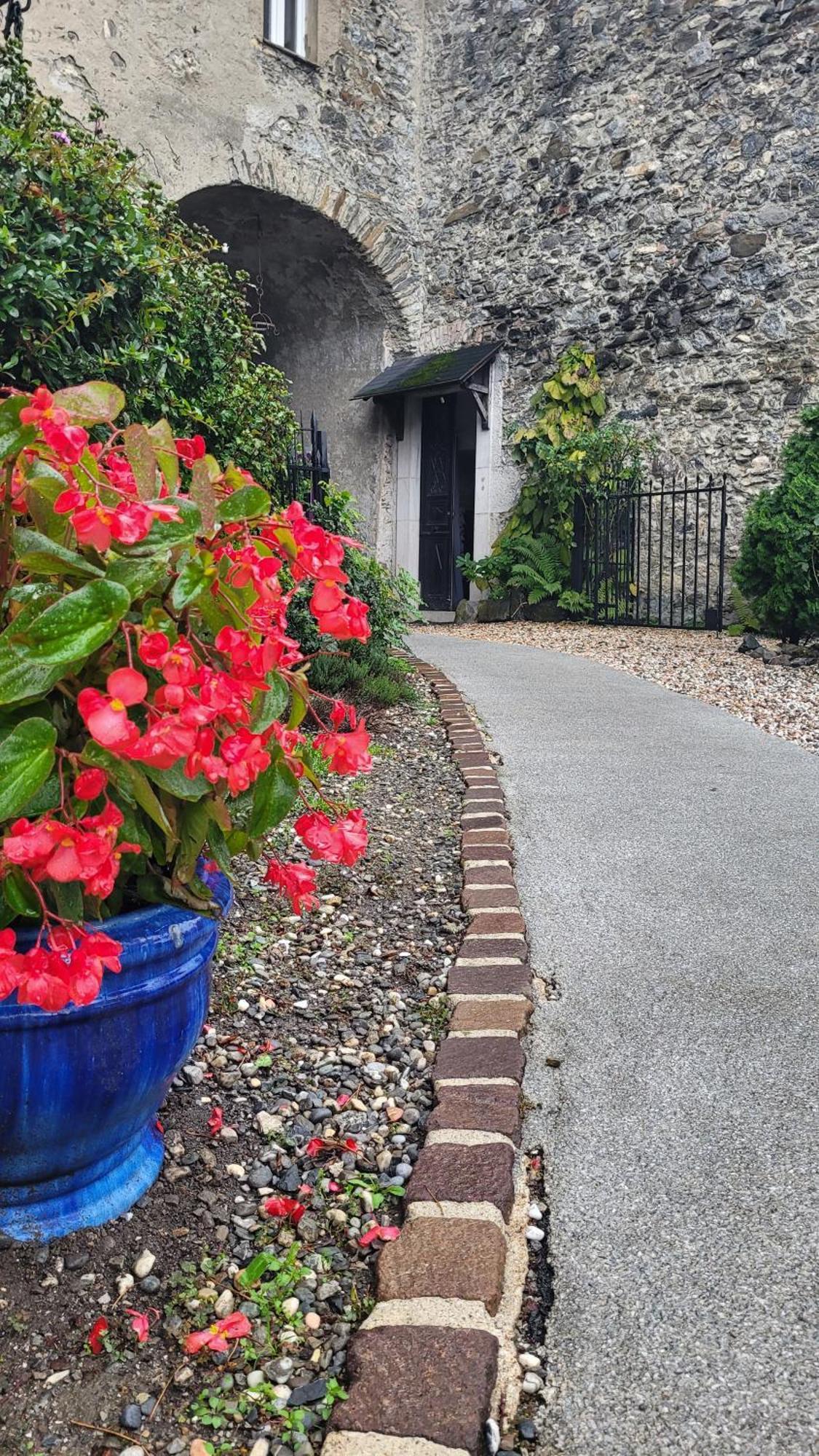 Maison De Sisi Ugine Luaran gambar